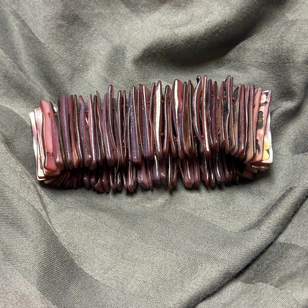 Shell Stretch Bracelet